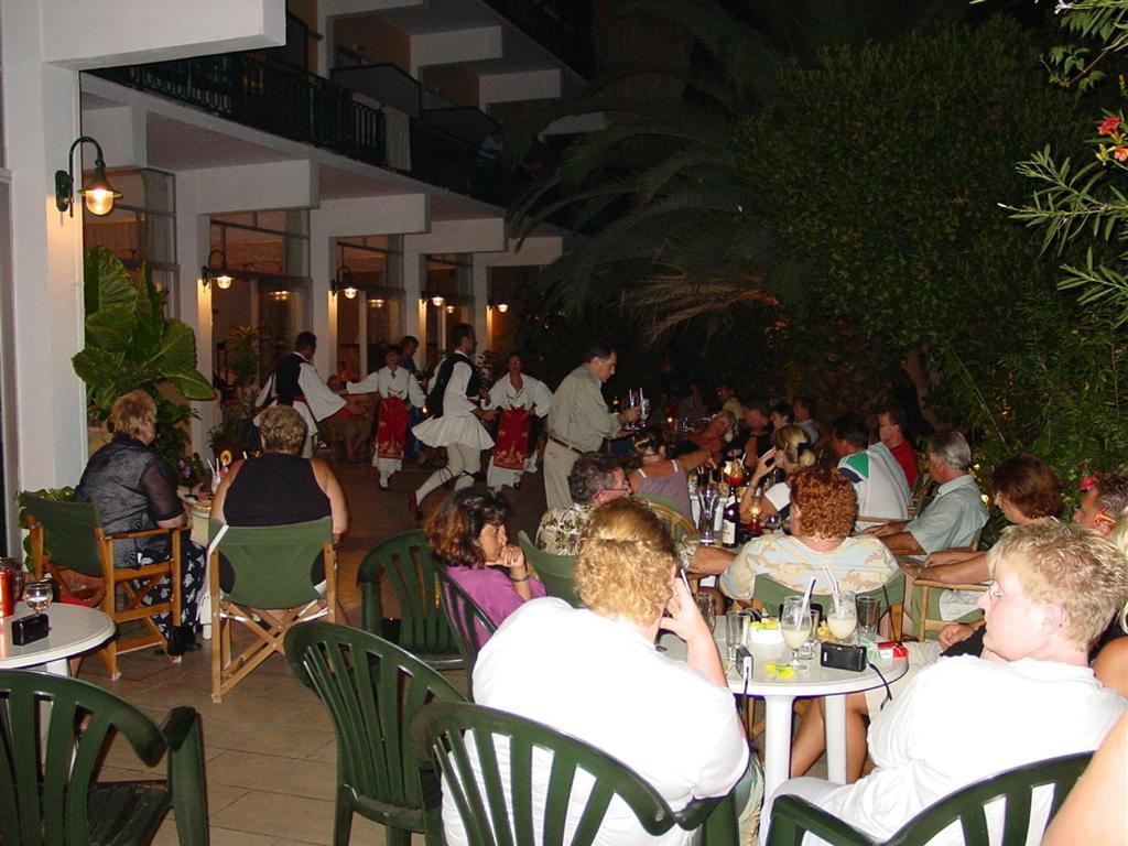 Ipsos Beach Hotel Exterior foto