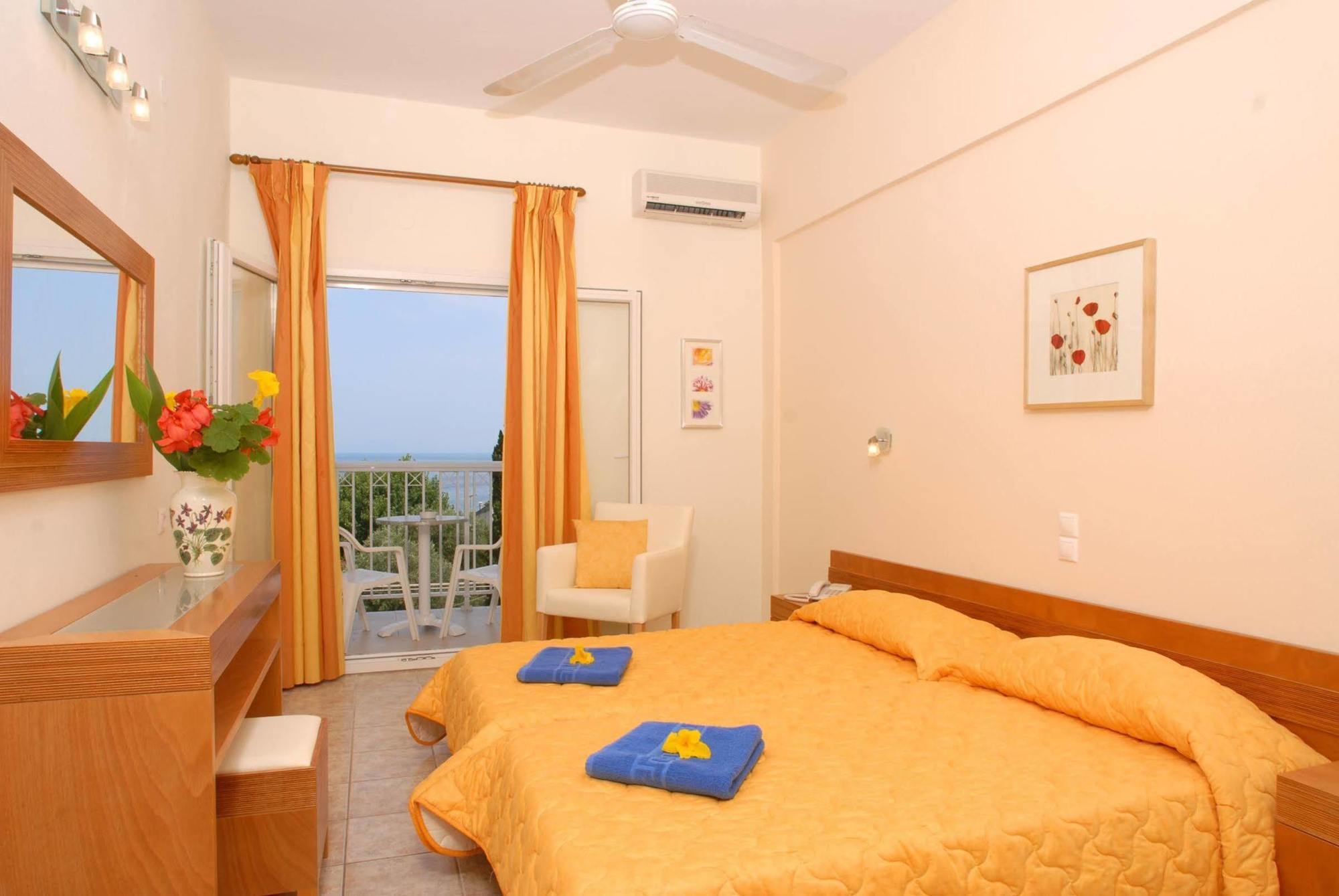Ipsos Beach Hotel Cameră foto